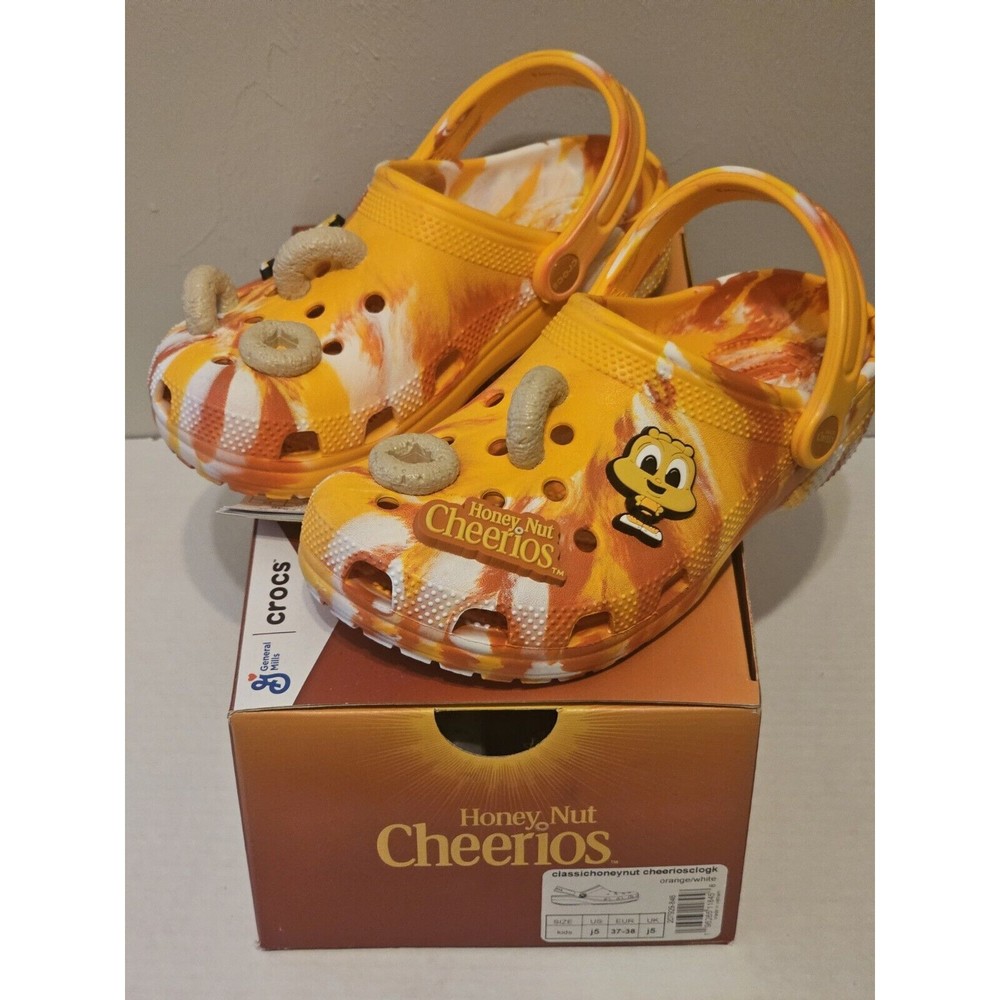 NIB Honey Nut Cheerios x Crocs Classic Clogs All-Terrain Size J5 Women's 6-7 US